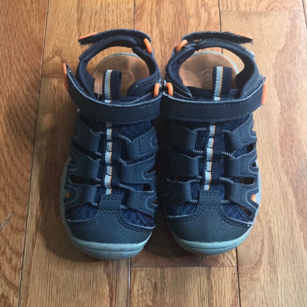Boys Cat and Jack sandals